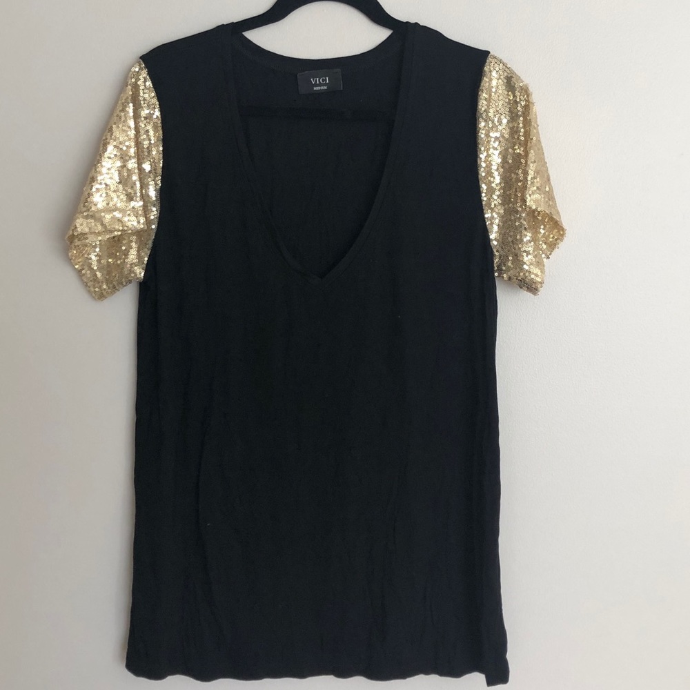 Vici Collection T-Shirt